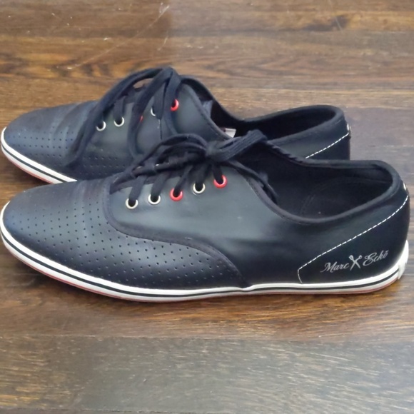 Marc Ecko Shoes Marc Ecko Black Leather Lace Up Sneakers